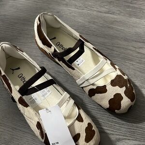 Puma Women's Sneakers in Brown and Cream